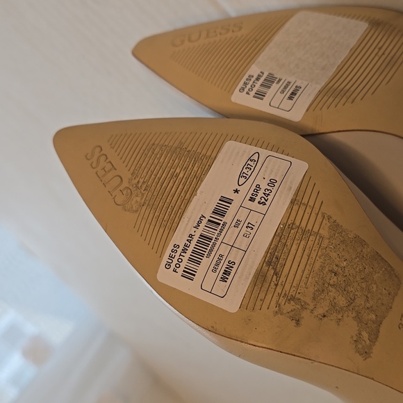 Guess Women's Slouchy Leather Ivory Ankle Boot sz 7 - Picture 8 of 12